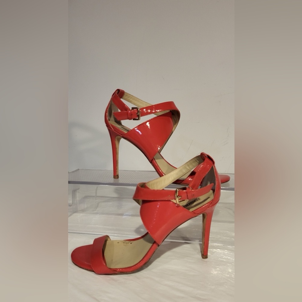 Price Drop....CHARLES DAVID Vero Cuoio red stiletto heels